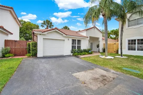 5566 NW 102nd Place Doral FL 33178