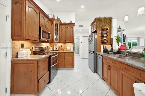 5566 NW 102nd Place Doral FL 33178