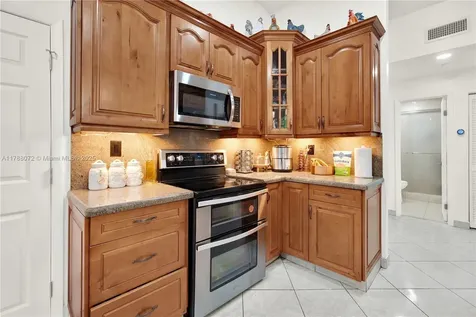 5566 NW 102nd Place Doral FL 33178
