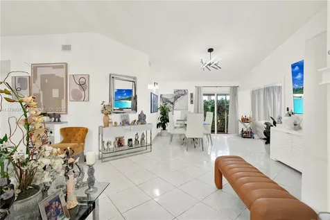 5566 NW 102nd Place Doral FL 33178