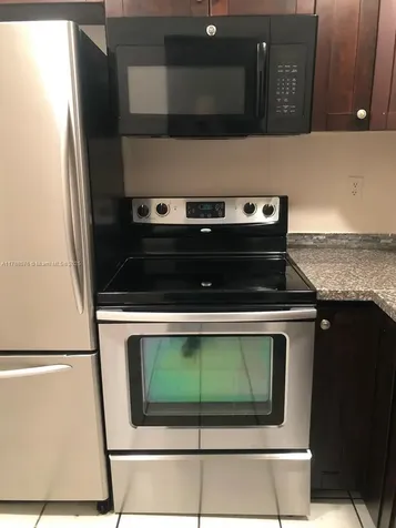 494 NW 165th Street Road Miami FL 33169