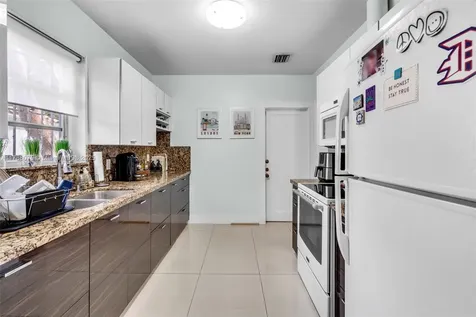 2474 SW 24th Terrace Miami FL 33145