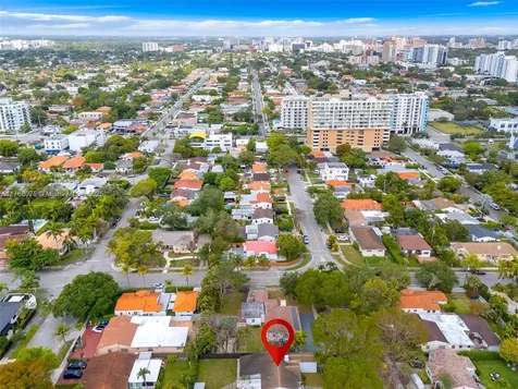 2474 SW 24th Terrace Miami FL 33145