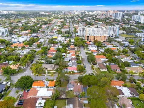 2474 SW 24th Terrace Miami FL 33145