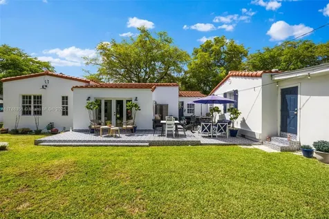 55 NE 87th Street El Portal FL 33138