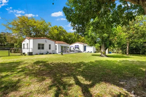 55 NE 87th Street El Portal FL 33138