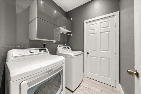 15902 SW 141st Street Miami FL 33196