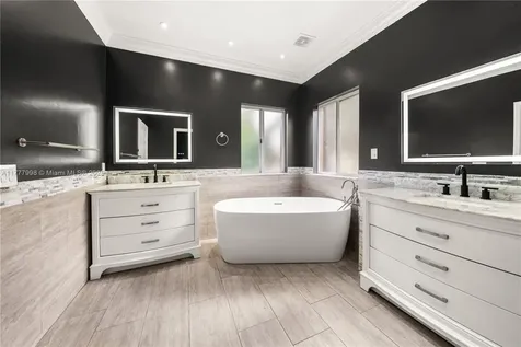 15902 SW 141st Street Miami FL 33196