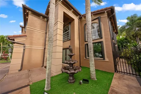 15902 SW 141st Street Miami FL 33196