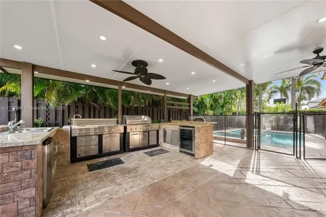 15902 SW 141st Street Miami FL 33196