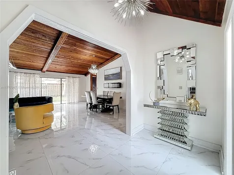 750 NW 77th Avenue Plantation FL 33324