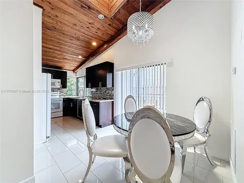750 NW 77th Avenue Plantation FL 33324
