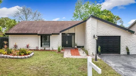 750 NW 77th Avenue Plantation FL 33324