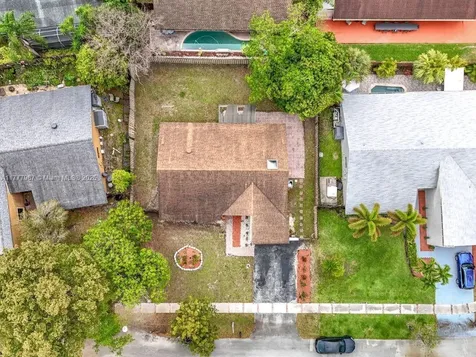 750 NW 77th Avenue Plantation FL 33324