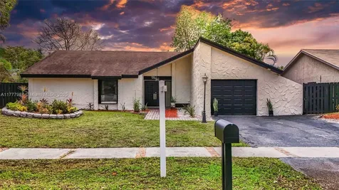 750 NW 77th Avenue Plantation FL 33324