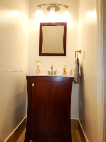 2984 Tall Oak Court Davie FL 33328