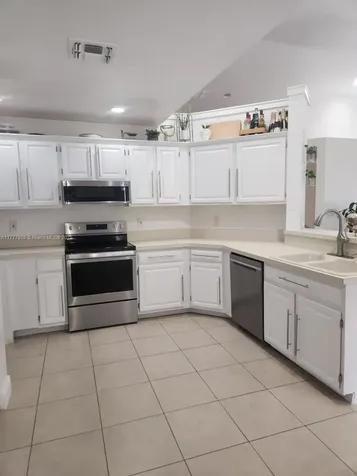 2984 Tall Oak Court Davie FL 33328
