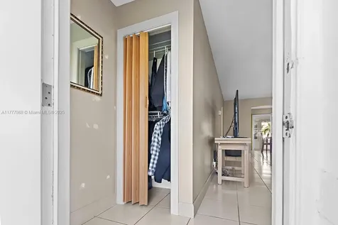 1902 SW Roma Way Boynton Beach FL 33426