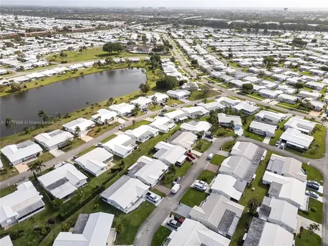 1902 SW Roma Way Boynton Beach FL 33426