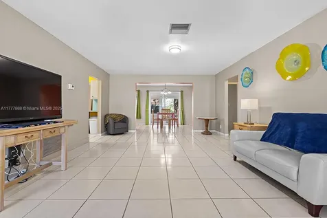 1902 SW Roma Way Boynton Beach FL 33426