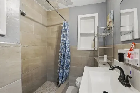 936 38th Street West Palm Beach FL 33407