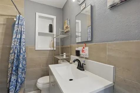 936 38th Street West Palm Beach FL 33407