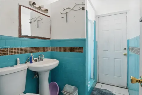 936 38th Street West Palm Beach FL 33407