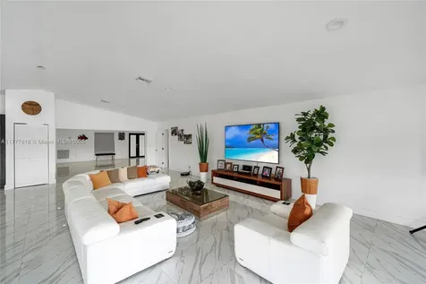 14720 Dade Pine Avenue Miami Lakes FL 33014