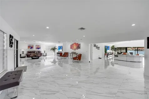 14720 Dade Pine Avenue Miami Lakes FL 33014