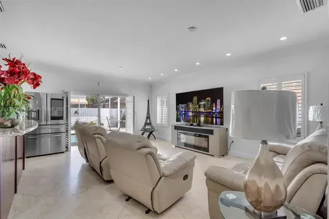 16075 SW 149th Terrace Miami FL 33196