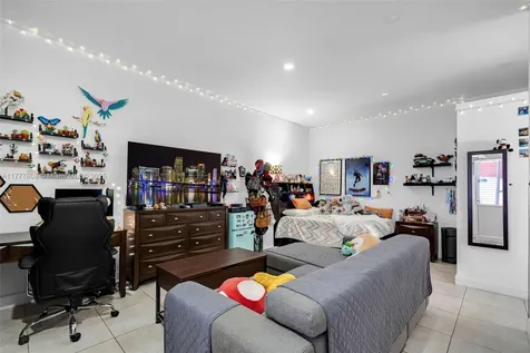 16075 SW 149th Terrace Miami FL 33196