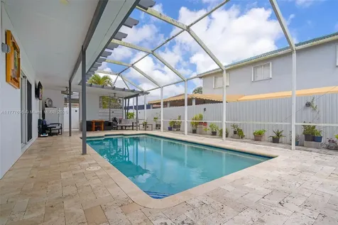 16075 SW 149th Terrace Miami FL 33196
