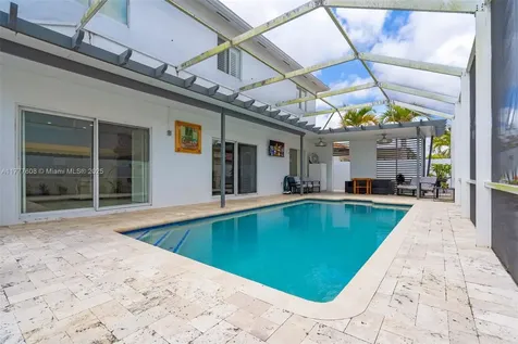 16075 SW 149th Terrace Miami FL 33196