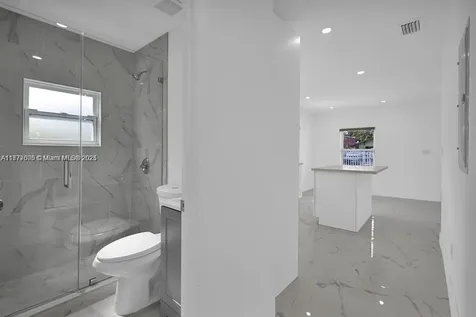 2254 NW 58th Street Miami FL 33142