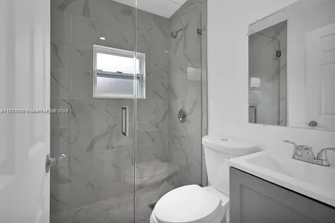 2254 NW 58th Street Miami FL 33142