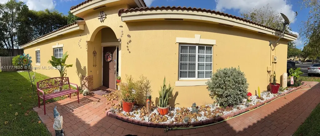 1240 NE 32nd Avenue Homestead FL 33033