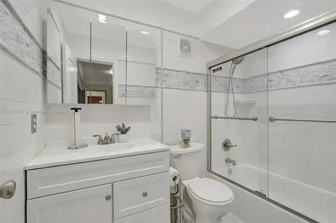 3842 SW 68th Avenue Miramar FL 33023