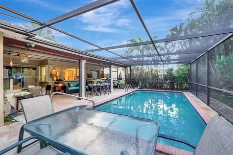 3842 SW 68th Avenue Miramar FL 33023