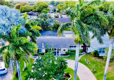 3842 SW 68th Avenue Miramar FL 33023