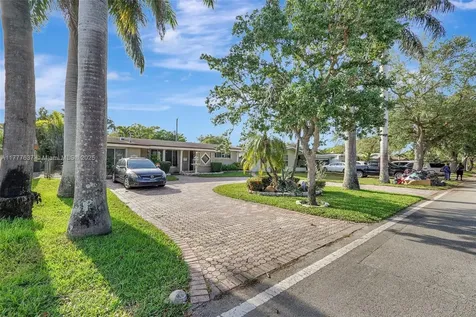 3842 SW 68th Avenue Miramar FL 33023