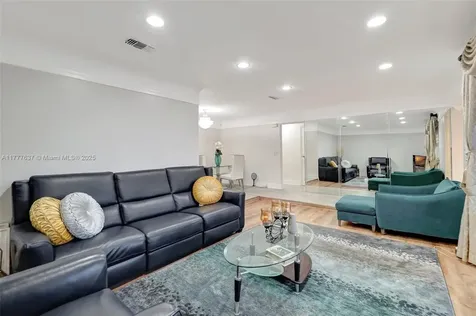 3842 SW 68th Avenue Miramar FL 33023