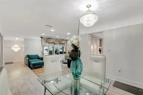 3842 SW 68th Avenue Miramar FL 33023