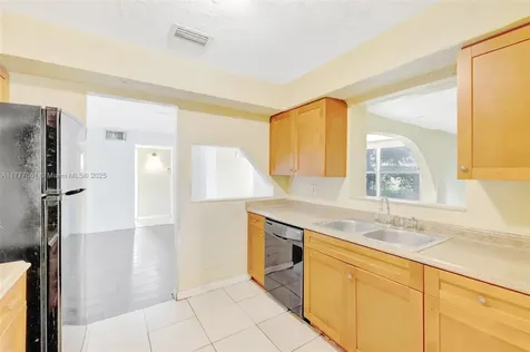 931 NW 38th Avenue Lauderhill FL 33311