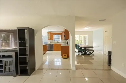20101 NW 81st Court Hialeah FL 33015