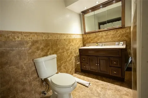 20101 NW 81st Court Hialeah FL 33015