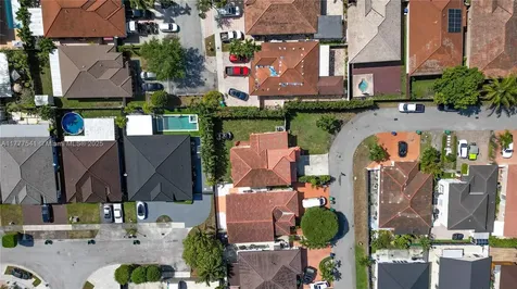 20101 NW 81st Court Hialeah FL 33015