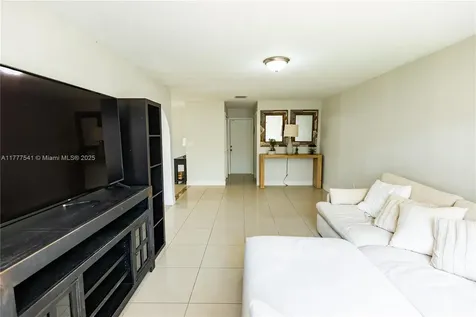 20101 NW 81st Court Hialeah FL 33015