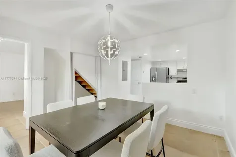 6619 SW 116th Place Miami FL 33173