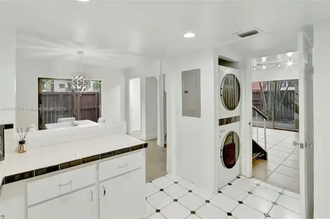 6619 SW 116th Place Miami FL 33173