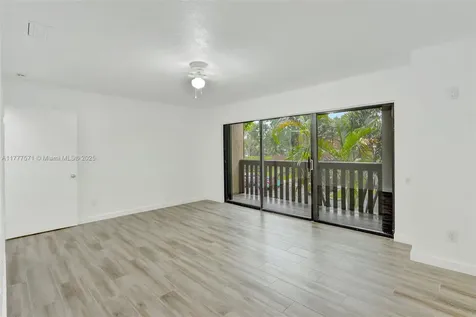 6619 SW 116th Place Miami FL 33173